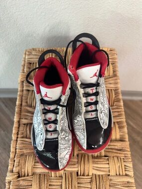 Jordan Kids Black/White/Red Two 3 Retro Sneakers